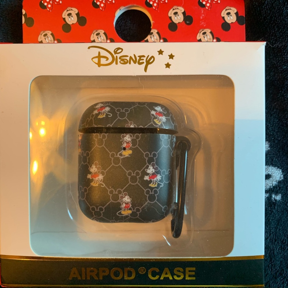 Disney Mickey Mouse AirPods Case